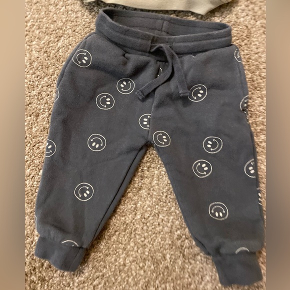 Rylee + Cru rocket sweatshirt and smiley jogger (3-6 months) - Picture 5 of 8